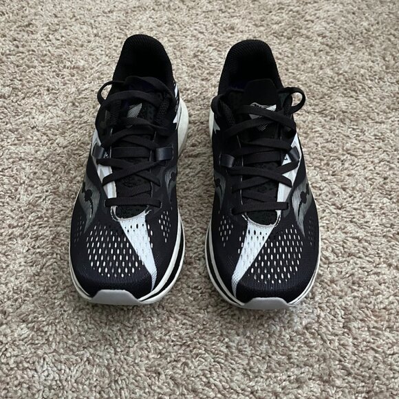 🆕NIB Saucony Endorphin Pro 2 Racing Shoes • Size 7.5 • Black / White - Picture 2 of 8